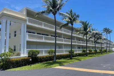 2545 South Ocean Boulevard #303 1