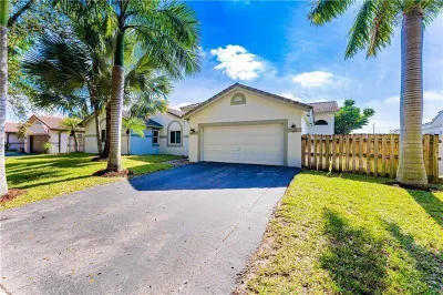 7200 SW 20th St 1