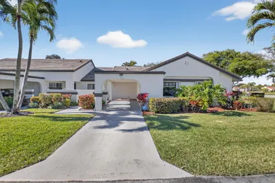 5750 Parkwalk Circle E 1