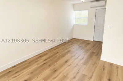 125 SW 5th Ct #1 1