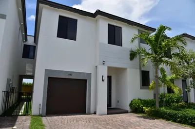 15743 SW 136th Terrace 1