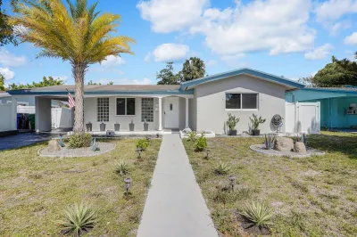 2012 NW 11th Avenue 1
