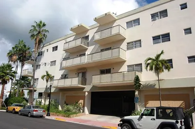 701 Euclid Ave #402 1