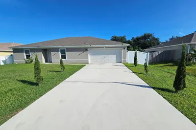 1465 SW San Esteban Avenue 1