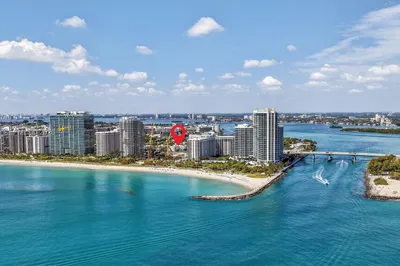 10240 Collins Ave #207 1