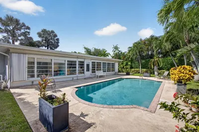 128 Vassar Drive 1
