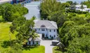 202 E Riverside Drive Photo
