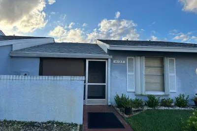 4195 Lucerne Villas Lane 1