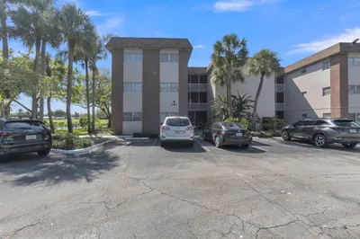 2441 SW 82nd Avenue #Unit 301 1