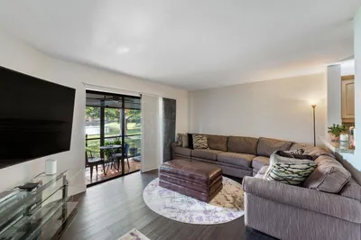 609 Lincoln Court #609 1