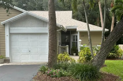 1927 Sixty Oaks Lane 1