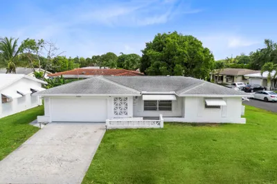 7011 NW 58th Street 1