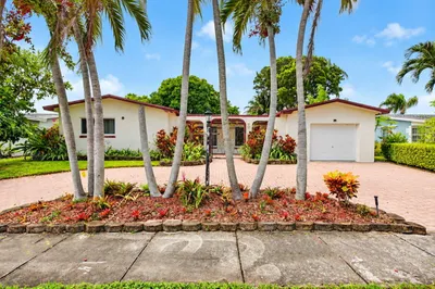 1960 NW 107th Avenue 1