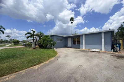 8381 NW 28th Place 1