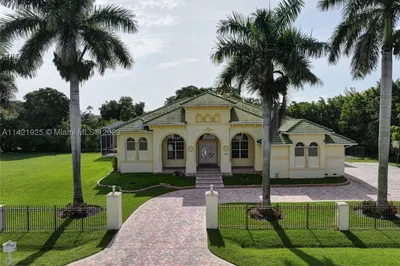 1050 NW 120th Ave 1