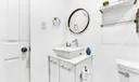 881 West Dr Photo