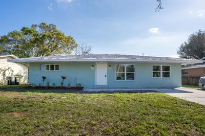121 Wisteria Avenue 1