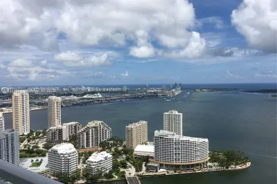 950 Brickell Bay Dr #5411 1