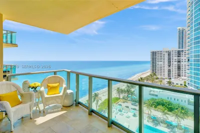 2501 S Ocean Dr #1212 (available Sep 2) 1
