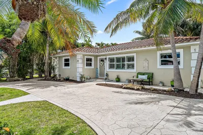 312 Claremont Lane 1