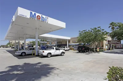 2701 W Atlantic Blvd 1