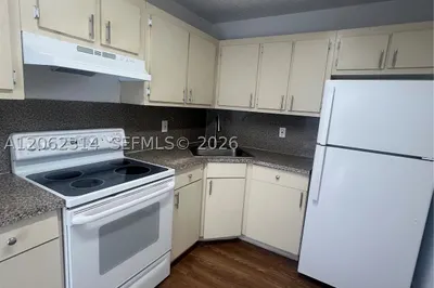 6141 W 22nd Ct #203 1