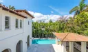 296 Ocean Blvd Photo