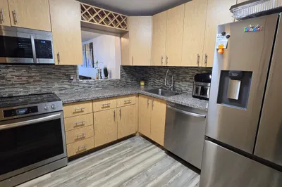 6190 Woodlands Boulevard #107 1