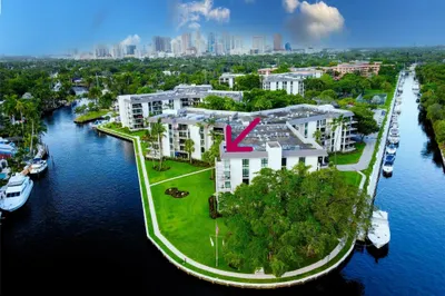River Reach, is a twenty-two acre, private, gated