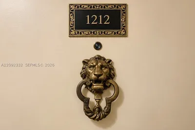 700 Biltmore Way #1212 1