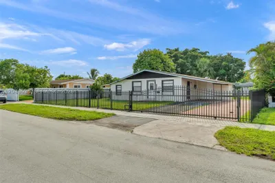 20060 NW 14th Ct 1