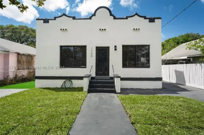 1756 NW 16th St 1