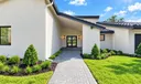 5107 Pineview Circle Photo