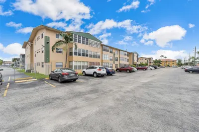 110 Royal Palm Road #211 1