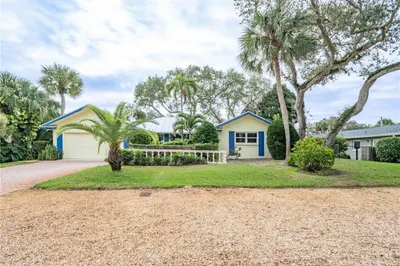 626 Honeysuckle Lane 1