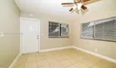 450 SW 28th Way Photo