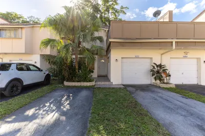 8252 NW 9th St 1