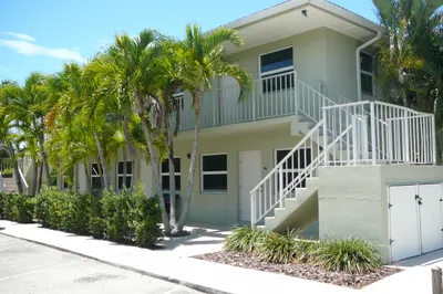 2319 Tamarind Drive #5 Units 1