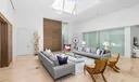 228 Seabreeze Avenue Photo