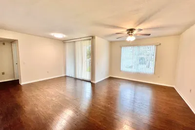 407 Villa Circle #407 1