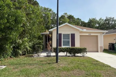 5315 NW Pine Trail Circle 1