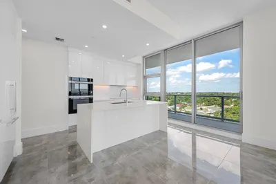 220 Lake Shore Drive #923 1
