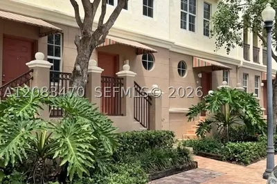 3232 SW 22nd Ter #113 1