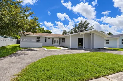 10400 SW 198th St 1