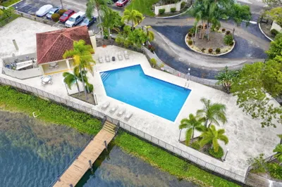 117 LAKE EMERALD Drive #408 1