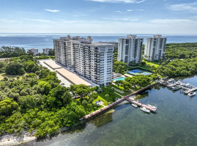 Just Listed | 2121 N Ocean Boulevard #708W