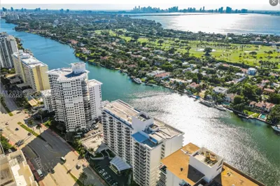 5700 Collins Ave #3N 1
