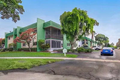 4821 NW 22ND Court #204 1