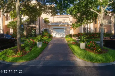 2807 Veronia Drive #106 1