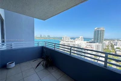 1330 West Ave #2303 1